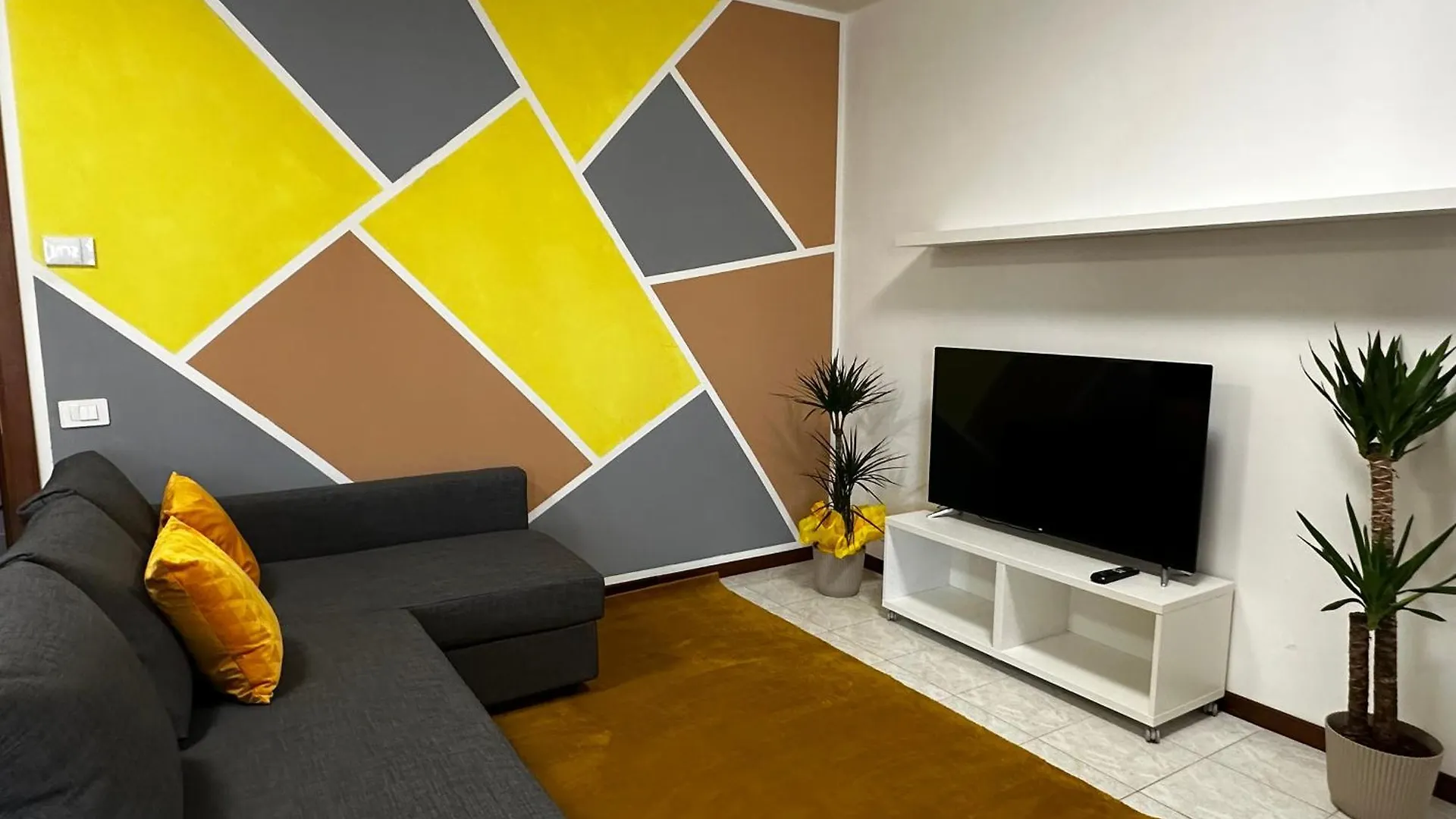 Girasole Guest House location